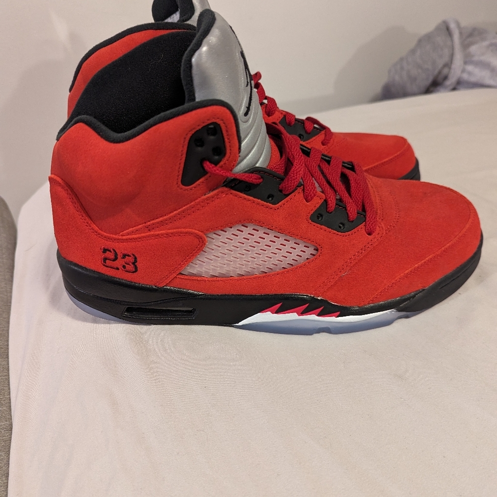 Aj5 raging bull